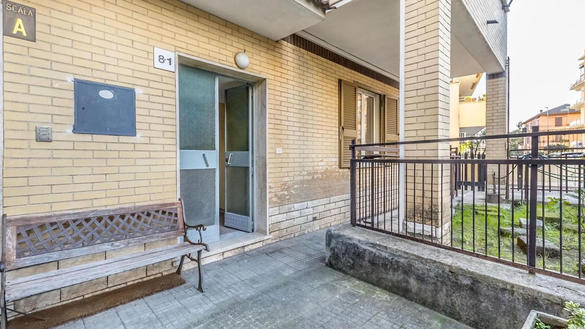 A Casa Di Max - Battistini Station 