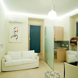 Silenzioso Monolocale In Zona Parioli Roma